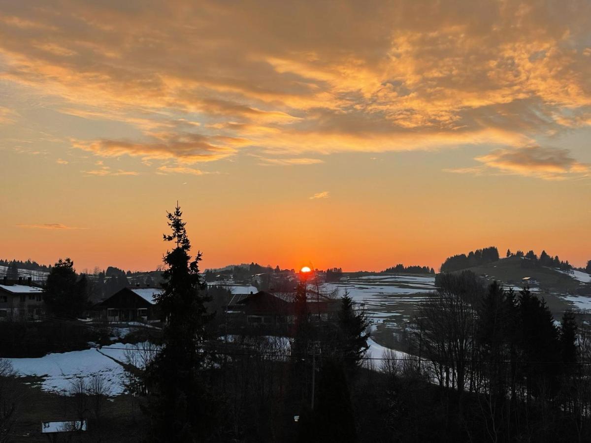 Fewo Friado Im Ferienpark Oa - Ohne Zusatzkosten Nach Anreise - Mit Hallenbad, W-Lan, Pkw-Garage, Kurtaxe Mit Allgaeu-Walser-Pass, Bett- Und Handtuch-Waesche Sowie End-Reinigung Missen-Wilhams Eksteriør bilde